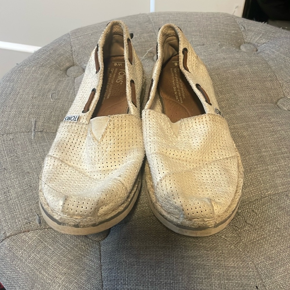 TOMS Adjustable Loafers W6